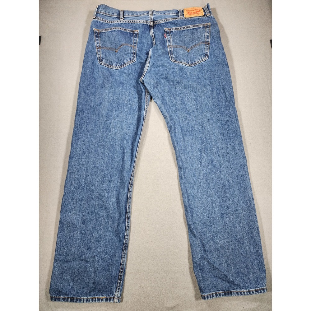 Levi's 505 Regular Fit Jeans Mens 40x32 Blue Medium Wash Straight Leg Classic - Picture 2 of 11